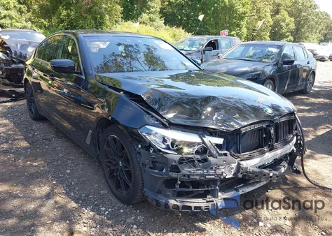 2019 BMW 530I xDrive z USA, uszkodzony, nr VIN WBAJA7C55KG909845